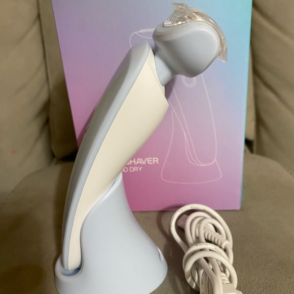 Lady shaver wet and dry - Picture 3 of 4